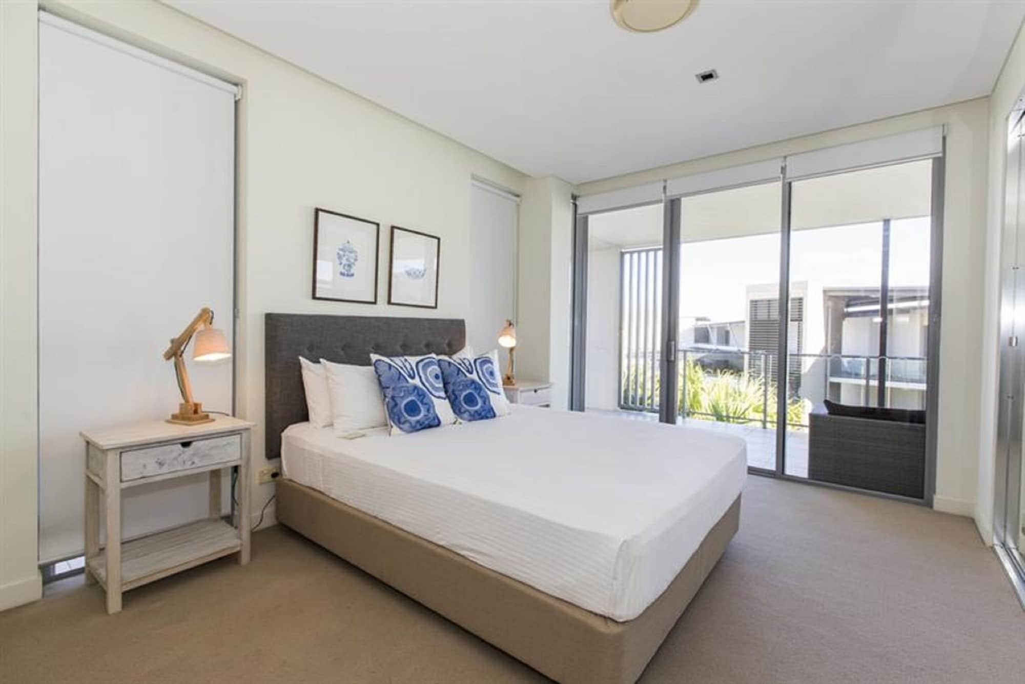 Hotel Peppers Blue on Blue à Nelly Bay Extérieur photo A bedroom in a typical apartment
